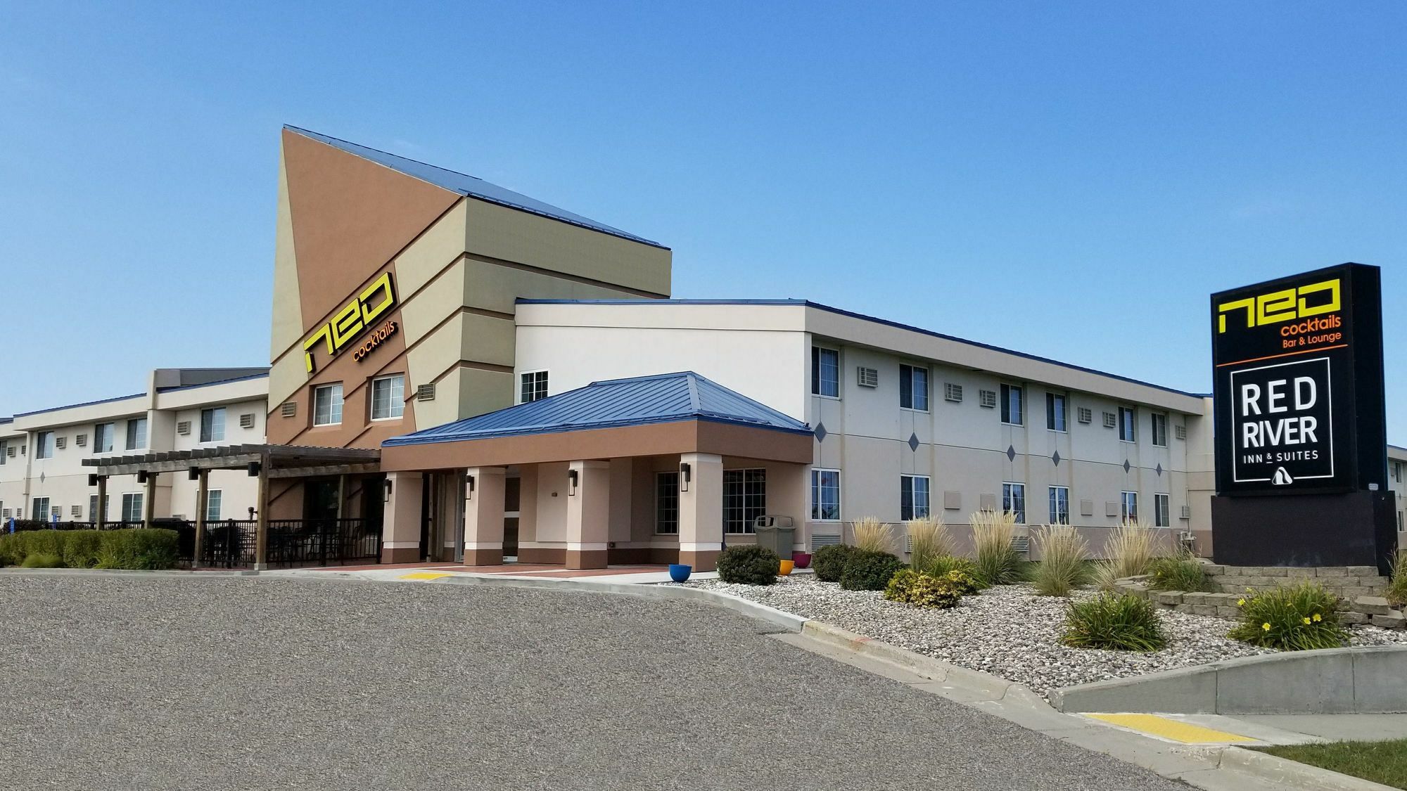 Red River Inn & Suites Fargo Exterior photo